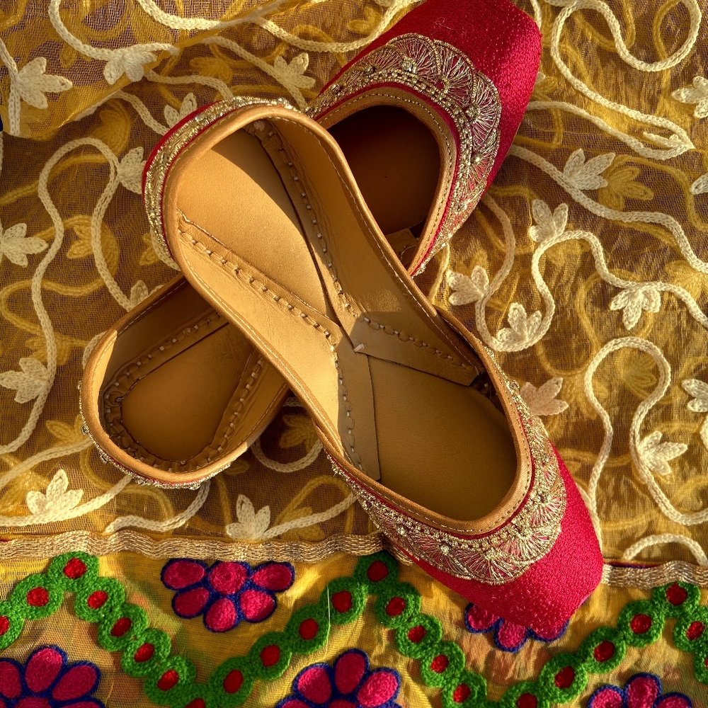Jutti - Picture 3 of 4